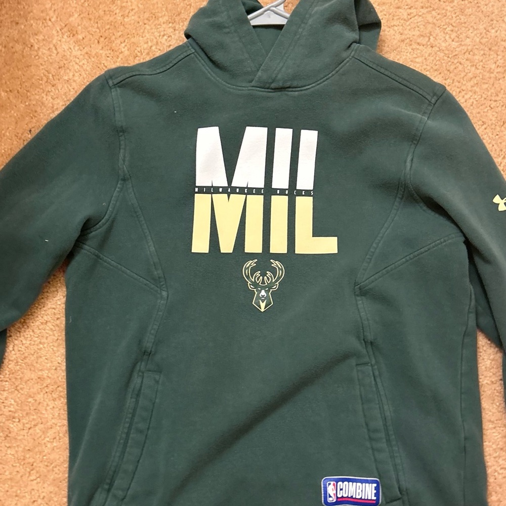 Under Armour Milwaukee Bucks Hoodie